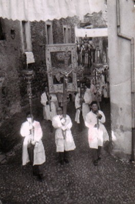 Processione.jpg