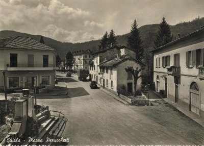 piazzadaest1950zv0.jpg