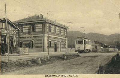 bisuschiostazione+tram.jpg