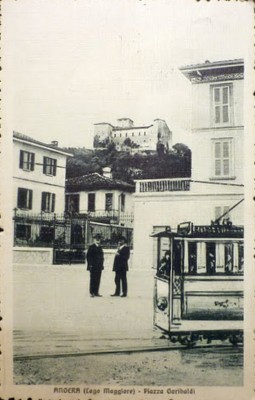 1914angera-piazzagaribaldi.jpg