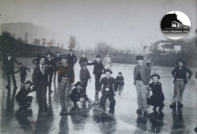 Ghirla sul lago 1890.jpg