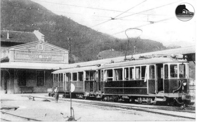 Tram in partenza a Ponte Tresa 1946.jpg