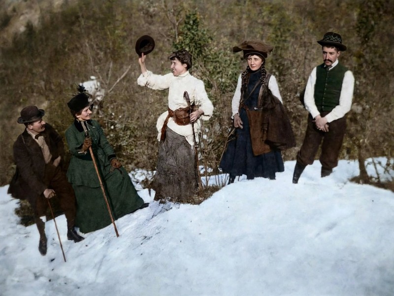In cima al Poncione febbraio 1909 color.jpg