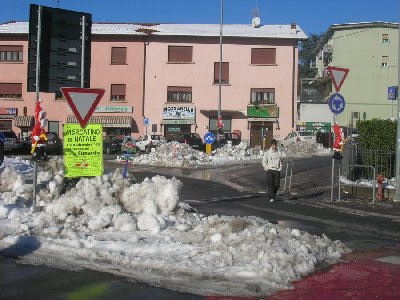 ...I NOSTRI BABBO NATALE PRIMA DEL FURTO DI IERI NOTTE