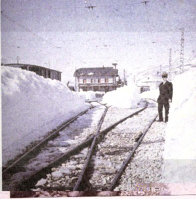 Ghirla,-stazione-e-neve!.jpg