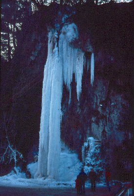 Grotte Valganna- Gennaio 1985-1.jpg