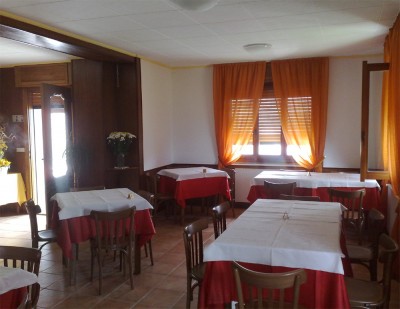 Ristorante-interno.jpg