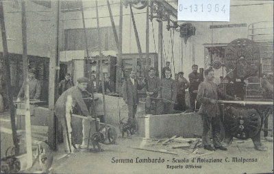 sommalombardoscuolaaviazionemalpensaofficina.JPG
