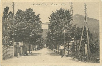 1927 induno olona entrata in paese.jpg