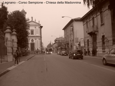 adesso com'è