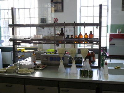Laboratori-3.jpg