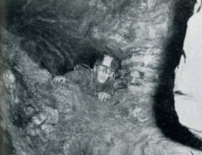 nella grotta.jpg