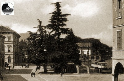 La stazione da piazza Libertà.jpg