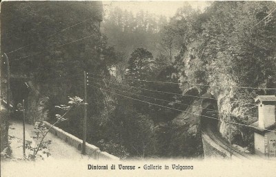 Valganna gallerie tram e strada 1912.JPG